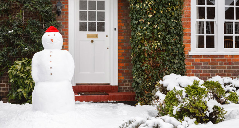 Keeping Your Holiday Home Safe This Christmas