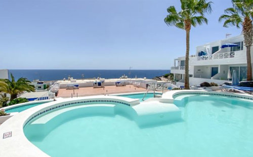 Lanzarote apartment with Sea Views