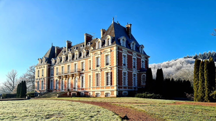 Development of luxury accommodation in France from €196,000