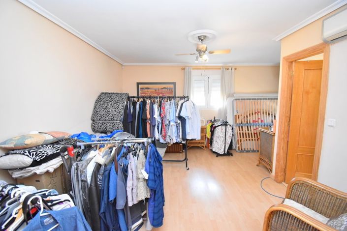 Image No.18-6 Bed Villa for sale