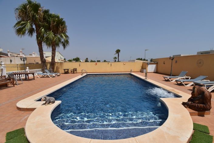 Image No.3-6 Bed Villa for sale