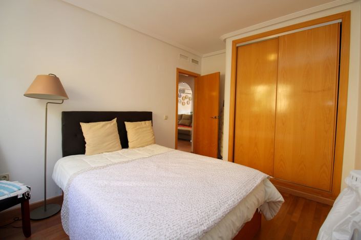 Image No.12-3 Bed Villa for sale