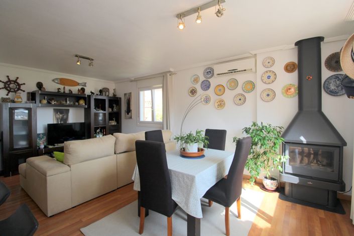 Image No.2-3 Bed Villa for sale