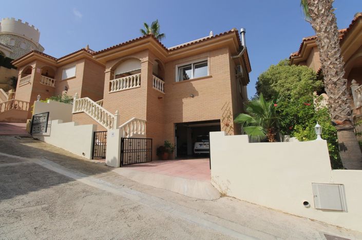 Image No.5-3 Bed Villa for sale