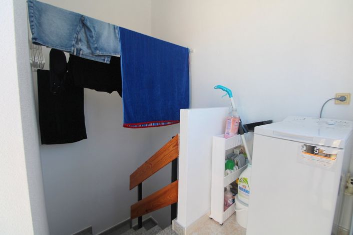 Image No.21-2 Bed Townhouse for sale