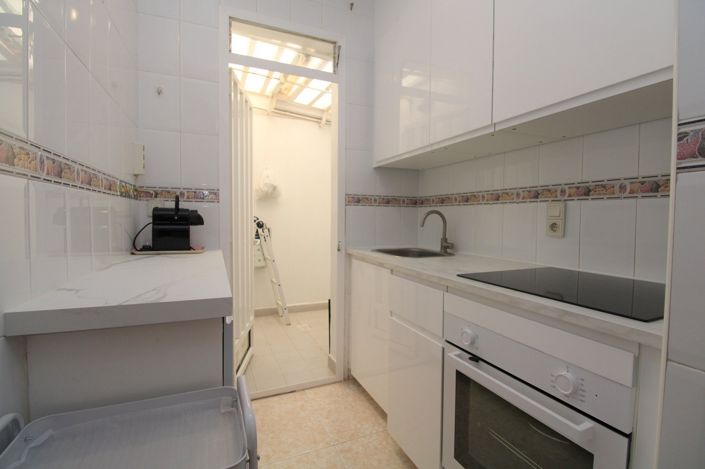 Image No.9-2 Bed Townhouse for sale