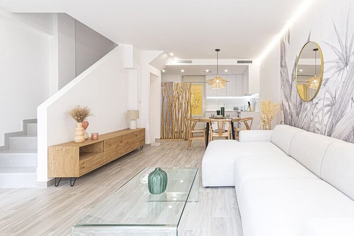 Image No.12-2 Bed Townhouse for sale