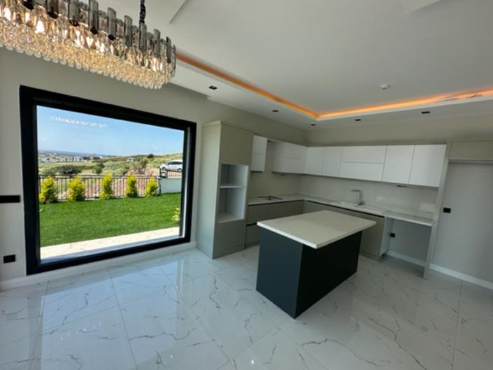 Image No.28-4 Bed Villa / Detached for sale