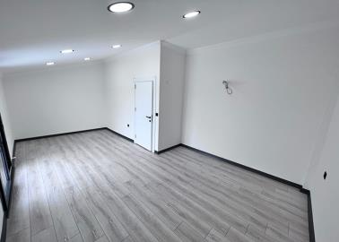 bright-top-floor-bedroom