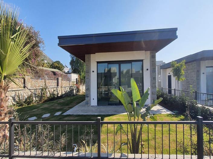 Image No.20-2 Bed Villa / Detached for sale