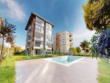 one-residential-block-on-nice-site