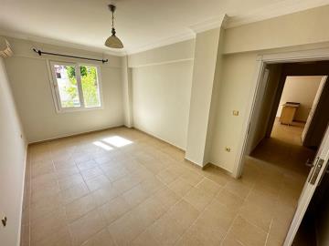 spacious-double-bedroom