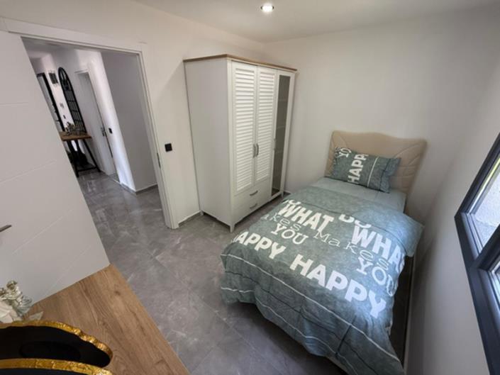 Image No.32-1 Bed Apartment for sale