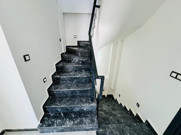 Image No.22-4 Bed Villa for sale