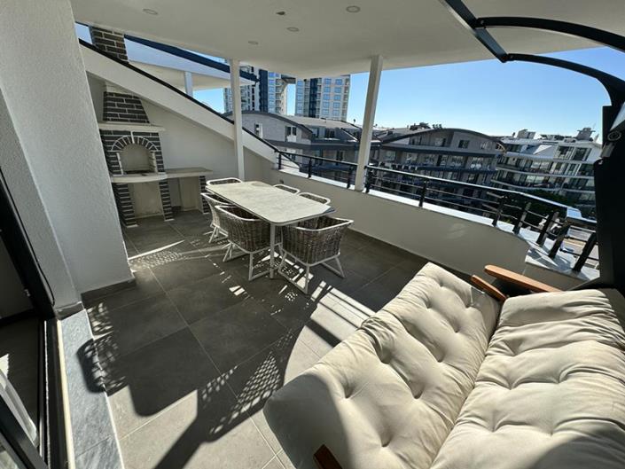 Image No.8-3 Bed Duplex for sale