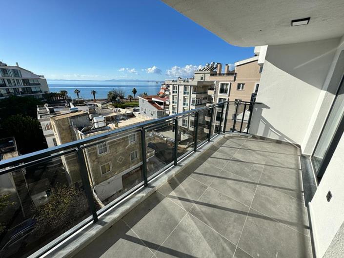 Image No.4-3 Bed Duplex for sale