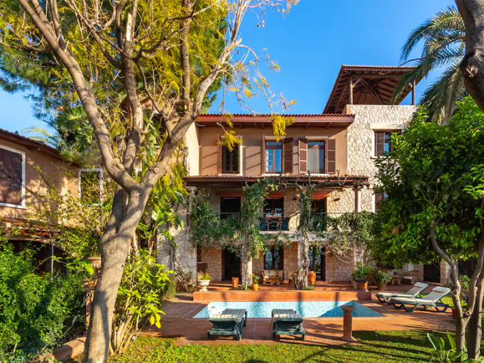 Image No.2-4 Bed Villa for sale