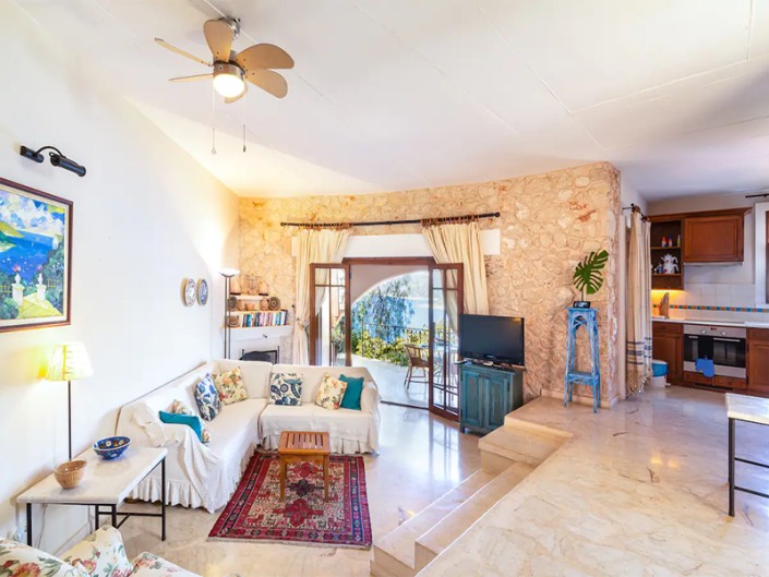 Image No.3-2 Bed Property for sale