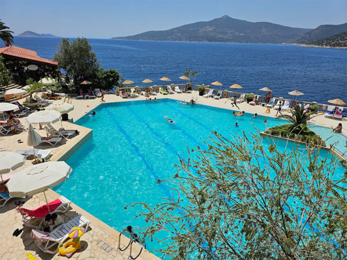 Image No.9-2 Bed Property for sale