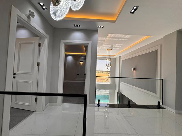 Image No.9-4 Bed Villa / Detached for sale