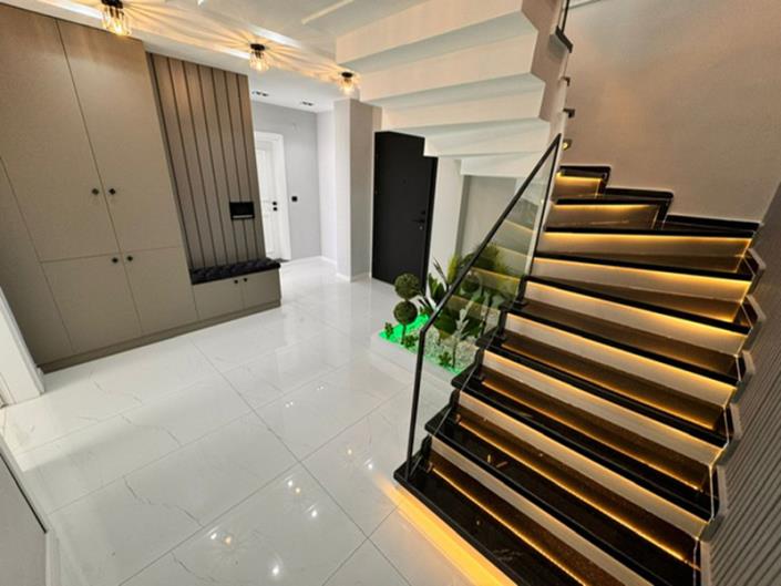 Image No.12-4 Bed Villa / Detached for sale