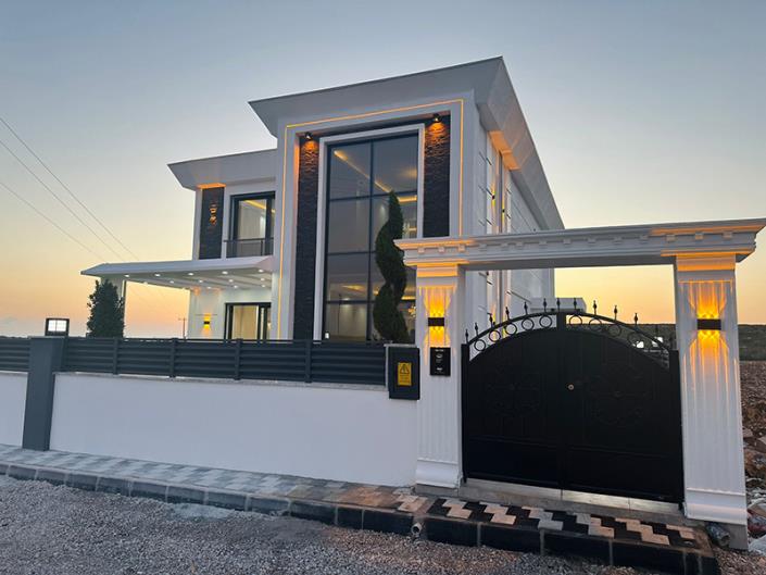 Image No.20-4 Bed Villa / Detached for sale