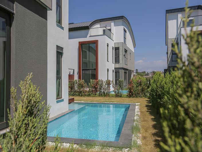 Image No.6-5 Bed Villa for sale