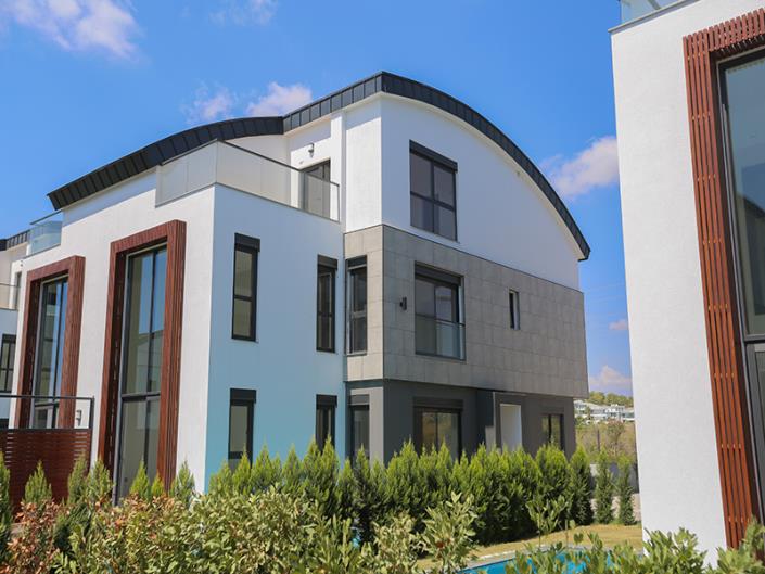 Image No.9-5 Bed Villa for sale