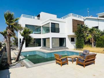 1 - Altinkum, Villa / Detached