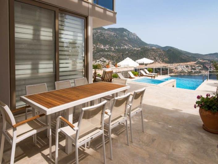 Image No.6-4 Bed Villa / Detached for sale