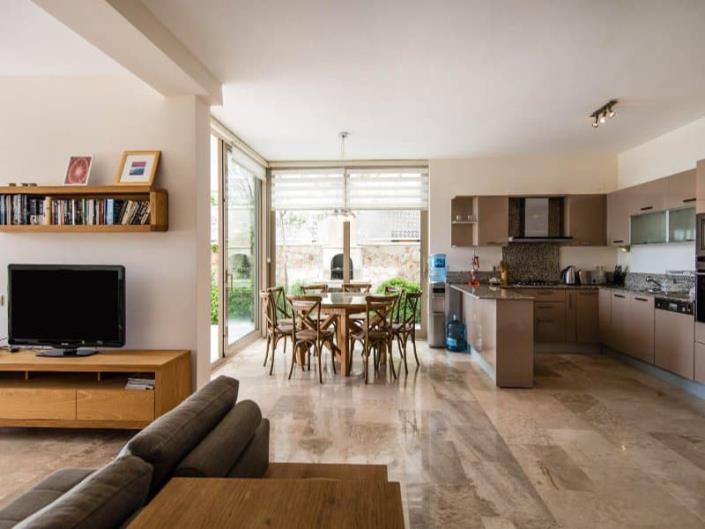 Image No.3-4 Bed Villa / Detached for sale