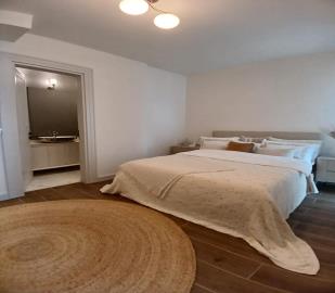 bedroom-with-en-suite