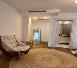 spacious-double-bedroom