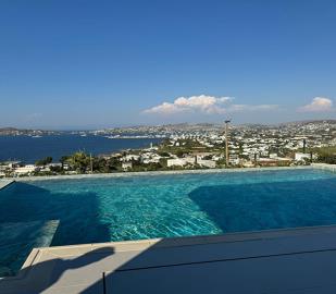 stunning-pool-looking-out-to-the-sea