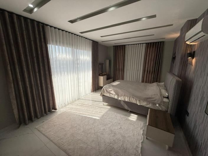 Image No.17-4 Bed Villa / Detached for sale