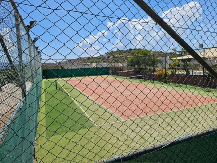 Image No.23-2 Bed Apartment for sale