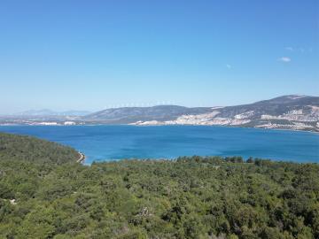 located-in-beautiful-Akbuk