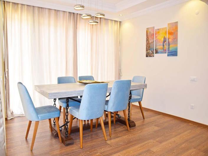 Image No.13-4 Bed Villa / Detached for sale