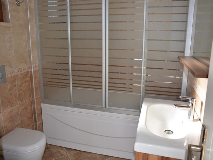 Image No.12-4 Bed Villa / Detached for sale