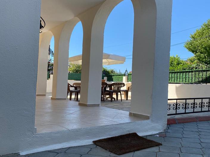 Image No.12-4 Bed Villa / Detached for sale