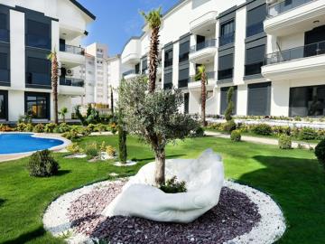 decorative-features-in-garden