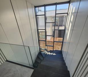 natural-light-floods-in