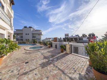 ample-space-for-sunbathing