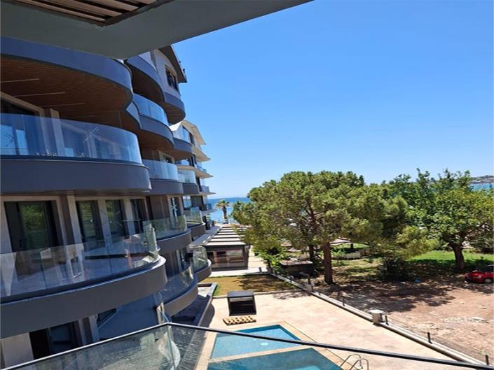 Image No.10-4 Bed Duplex for sale