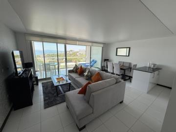 bright-airy-living-and-dining-space