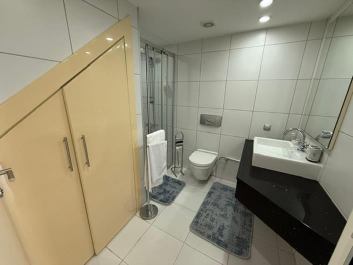 Image No.20-2 Bed Duplex for sale