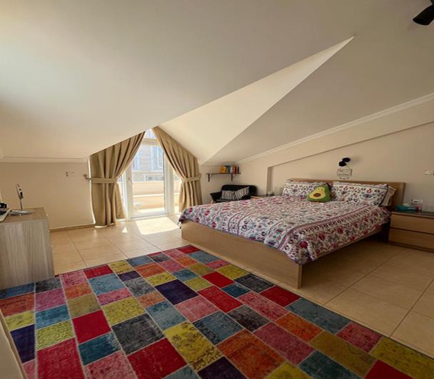 Image No.9-3 Bed Duplex for sale