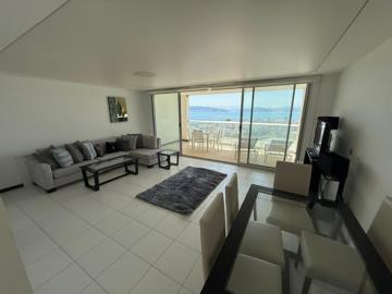 open-plan-living-with-access-to-balcony