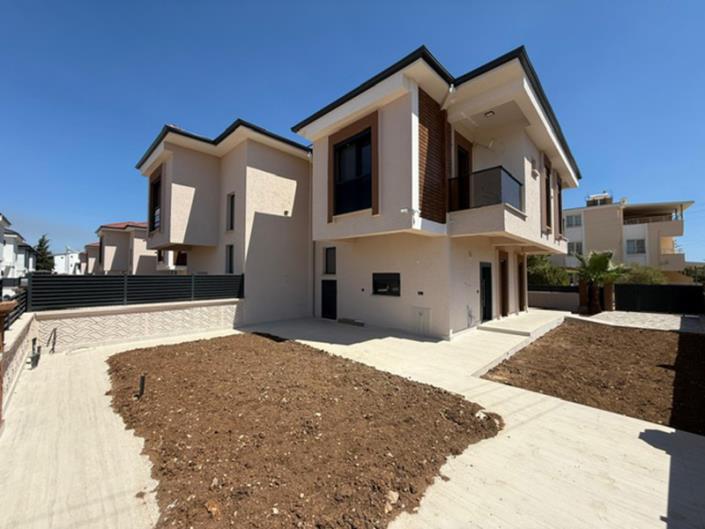 Image No.17-3 Bed Villa for sale