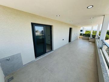 amazing-roof-terrace-off-bedrooms